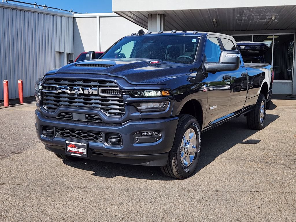 New 2026 RAM 2500 Big Horn AWD/4WD image 4