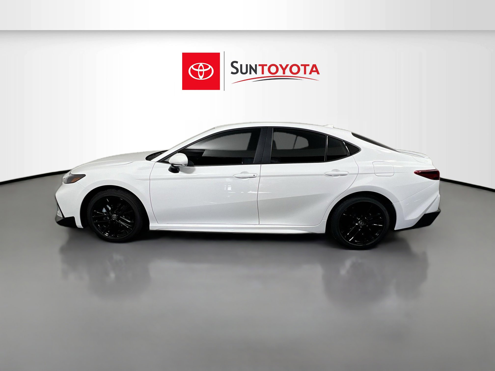 New 2026 Toyota Camry SE image 7