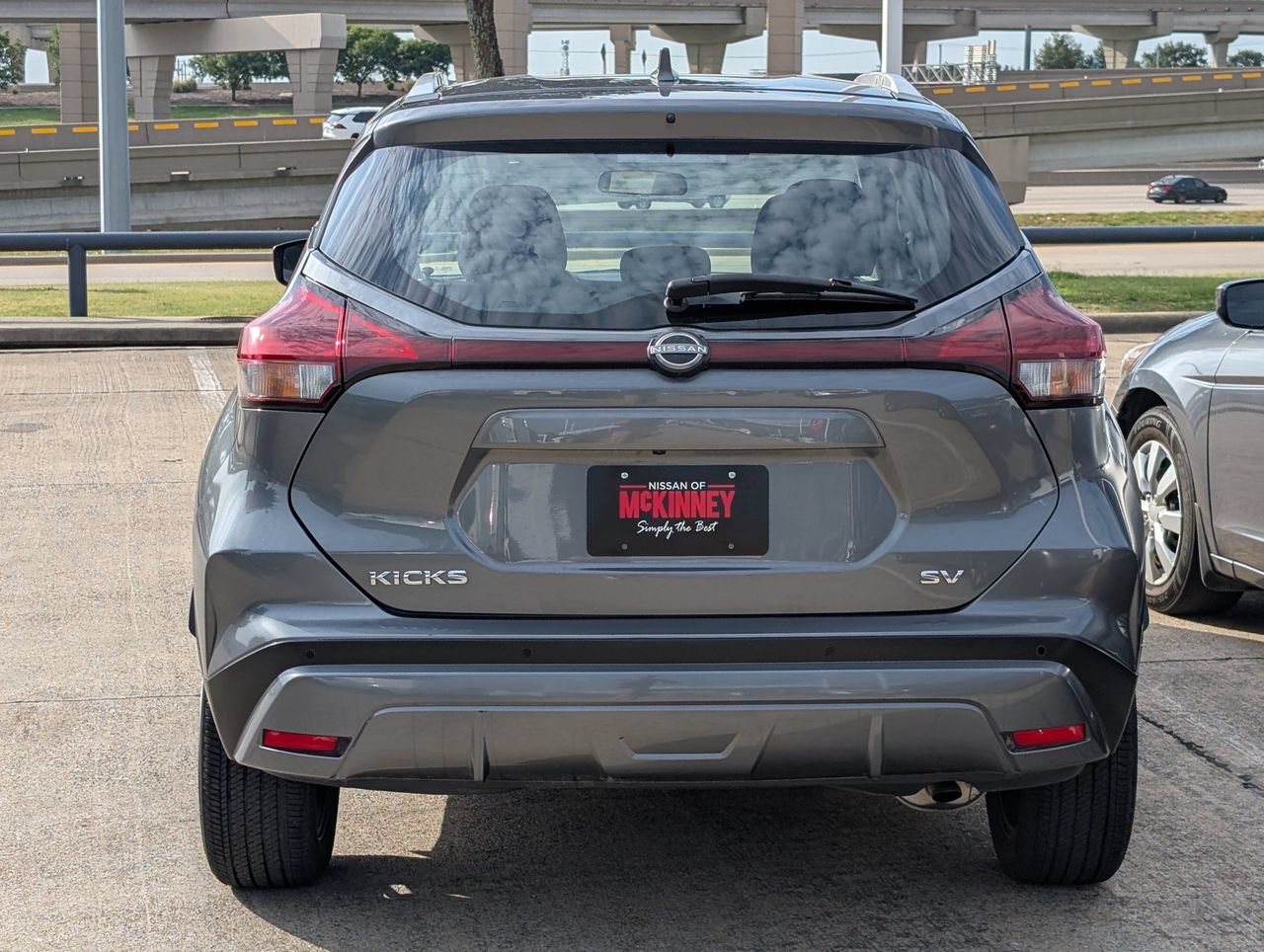 Used 2022 Nissan Kicks SV FWD image 5