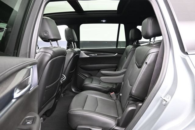 Used 2024 Cadillac XT6 Sport w/ LPO, Onyx Lite Package AWD/4WD image 23