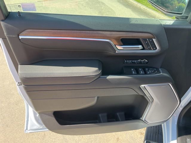 New 2026 Chevrolet Silverado 1500 High Country w/ High Country Premium Package RWD image 18