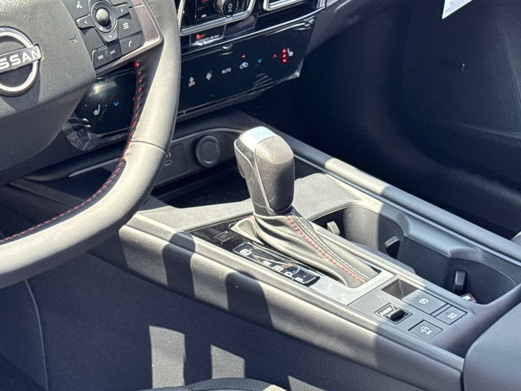 New 2026 Nissan Sentra SR w/ SR Premium Package FWD image 15