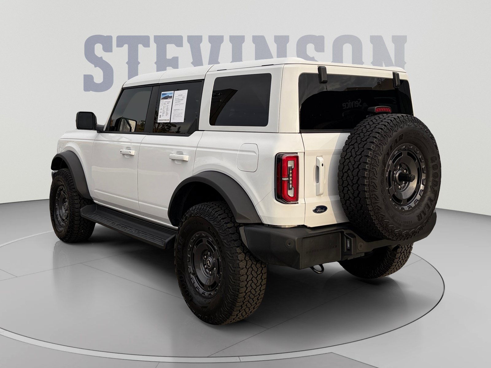Used 2025 Ford Bronco Outer Banks w/ Sasquatch Package AWD/4WD image 3