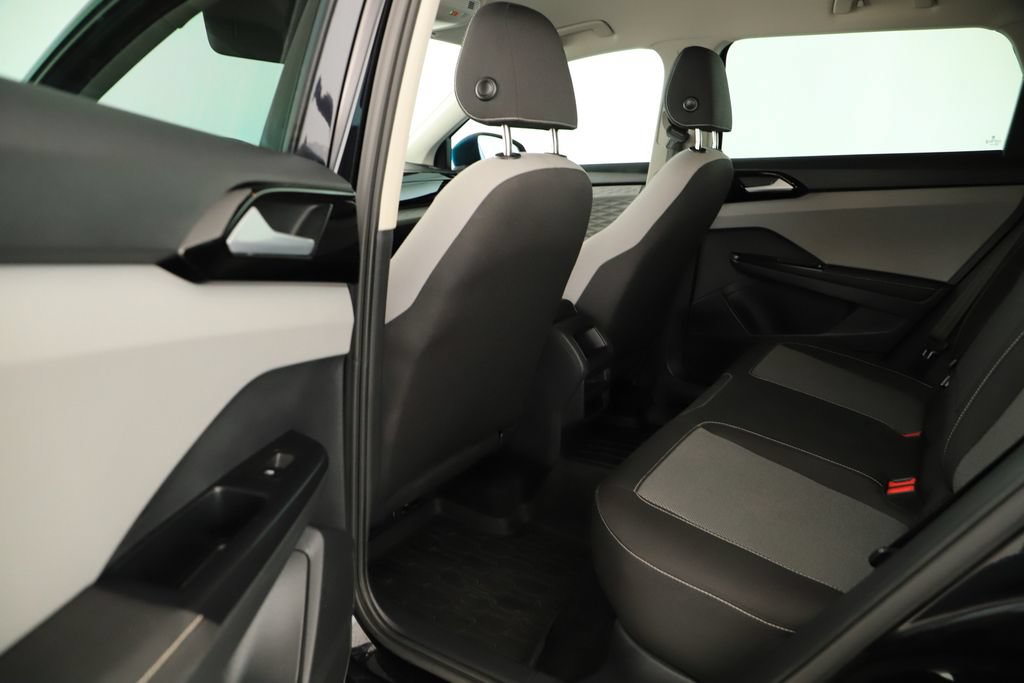 Used 2024 Volkswagen Taos S FWD image 26