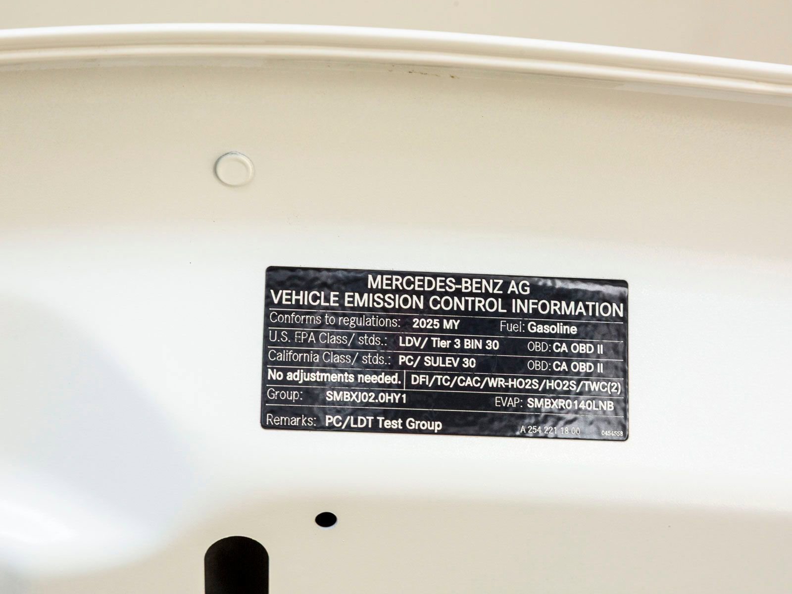 Used 2025 Mercedes-Benz GLC 300 image 33