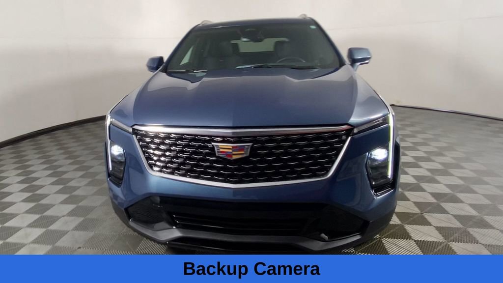 Used 2025 Cadillac XT4 Premium Luxury w/ Cold Weather Package image 6