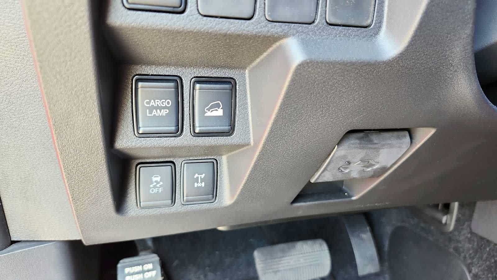 Used 2025 Nissan Frontier PRO-4X w/ Interior Protection Package AWD/4WD image 22