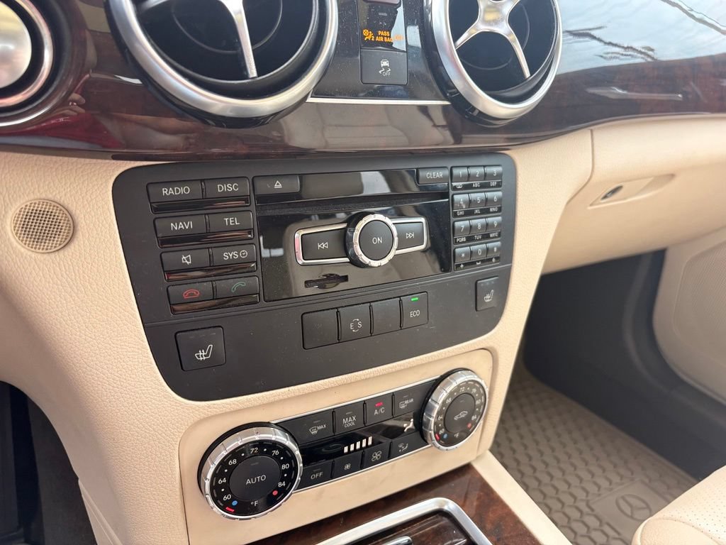 Used 2015 Mercedes-Benz GLK 350 2WD image 17