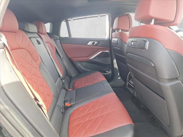Used 2025 BMW X6 xDrive40i w/ Executive Package AWD/4WD image 18