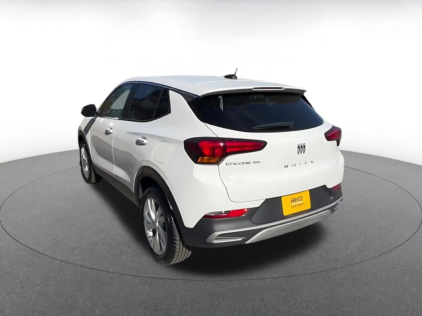 Used 2025 Buick Encore GX Preferred image 11