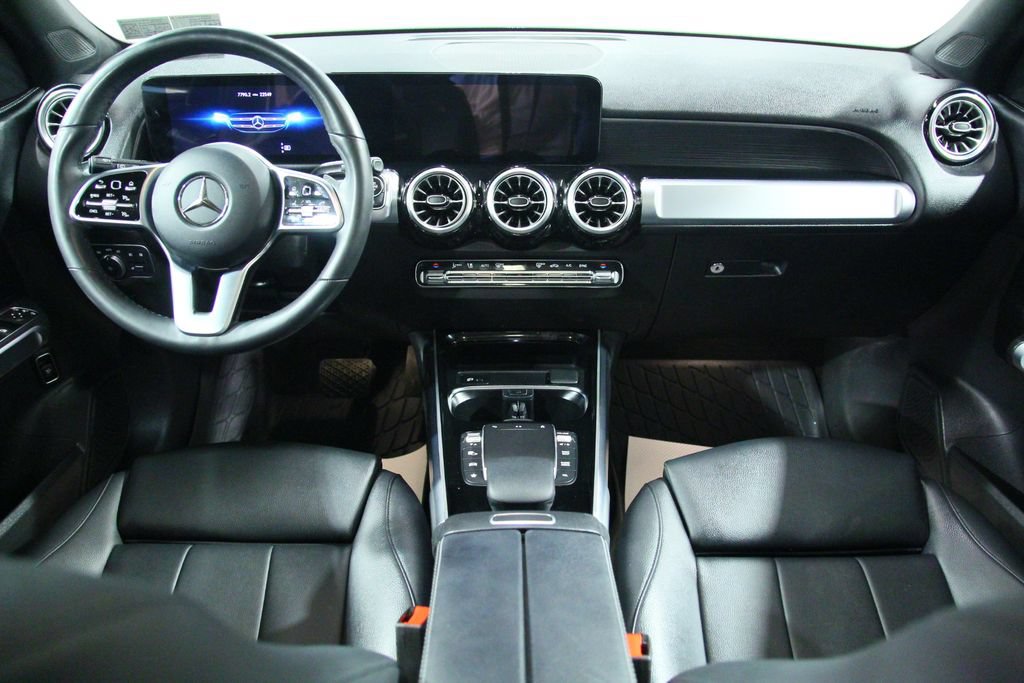 Used 2023 Mercedes-Benz GLB 250 4MATIC image 6