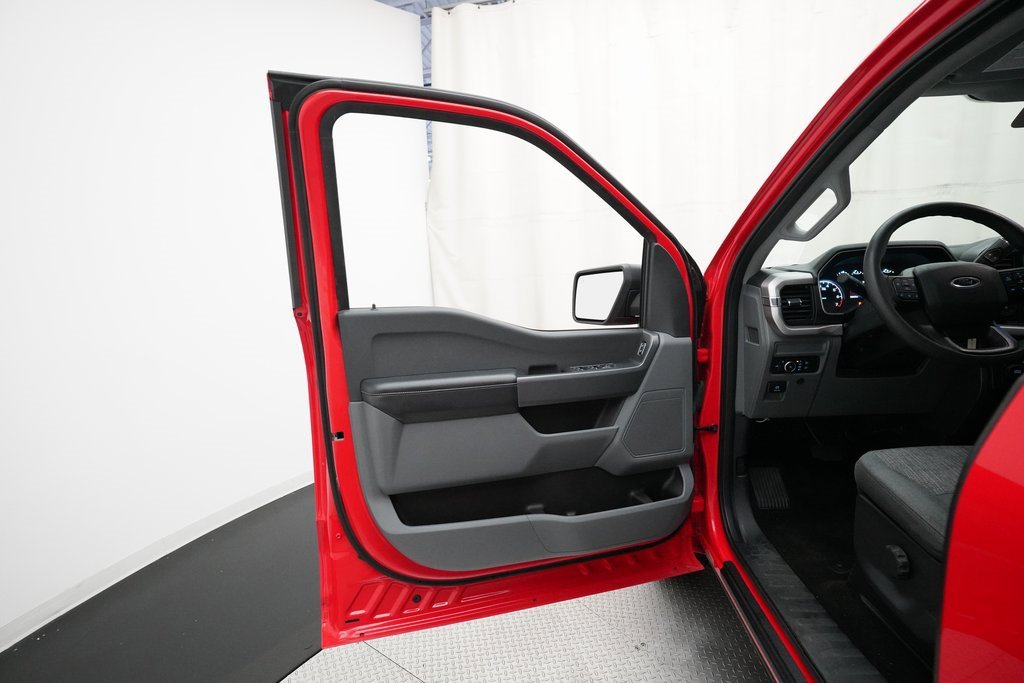 Used 2022 Ford F150 XLT w/ Trailer Tow Package image 26