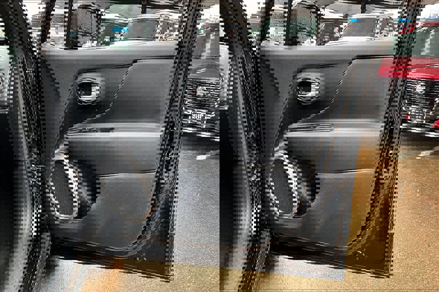 Used 2020 Jeep Renegade Altitude image 24