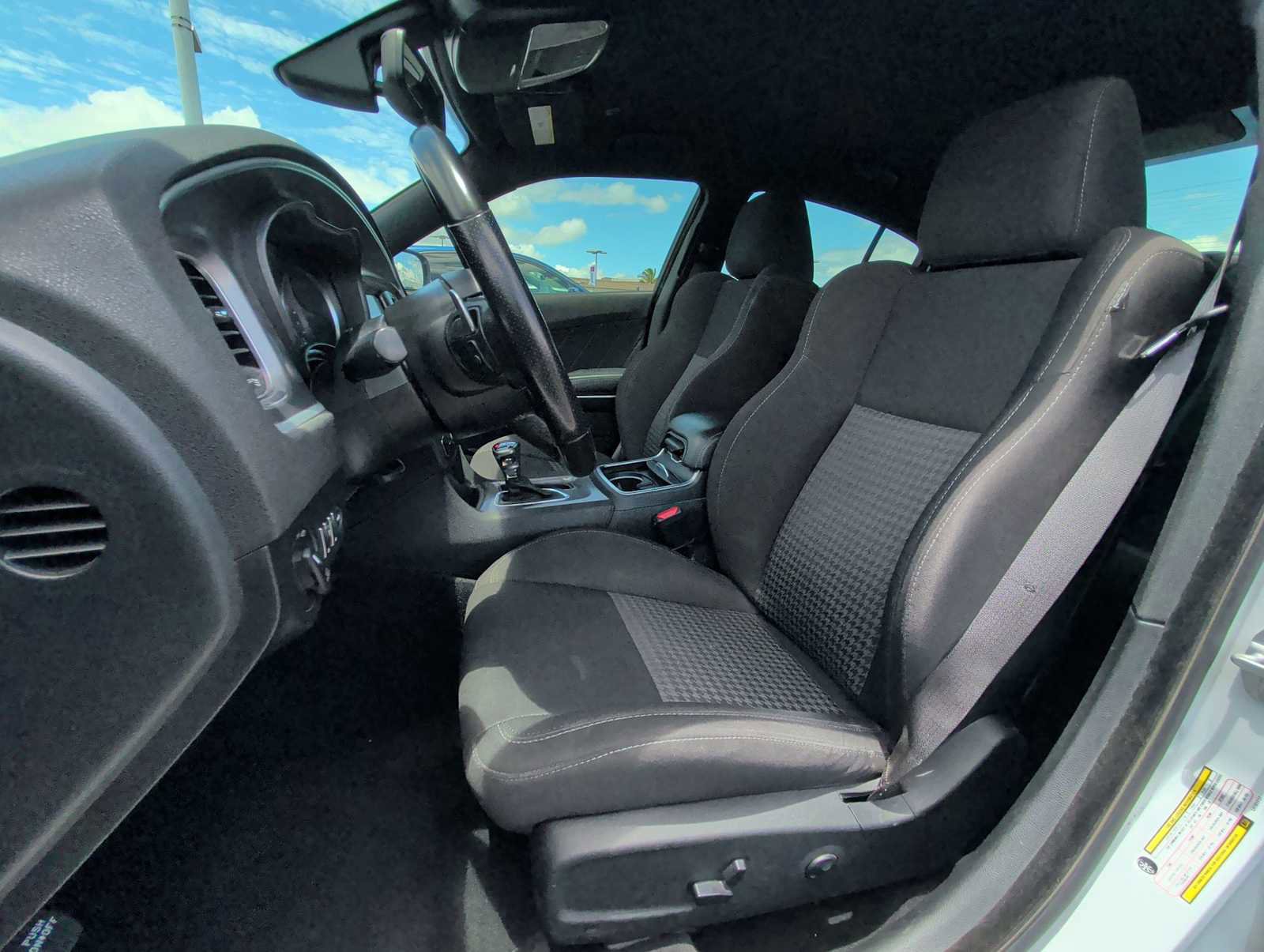 Used 2020 Dodge Charger GT RWD image 13