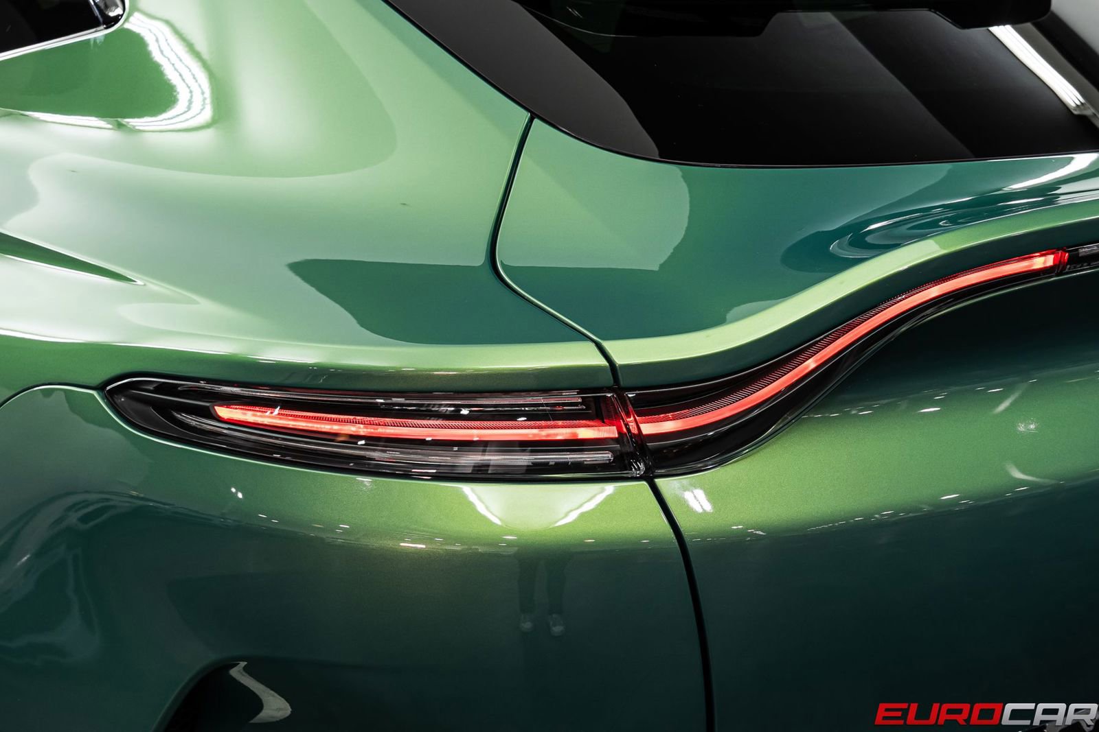 Used 2023 Aston Martin DBX 707 image 18