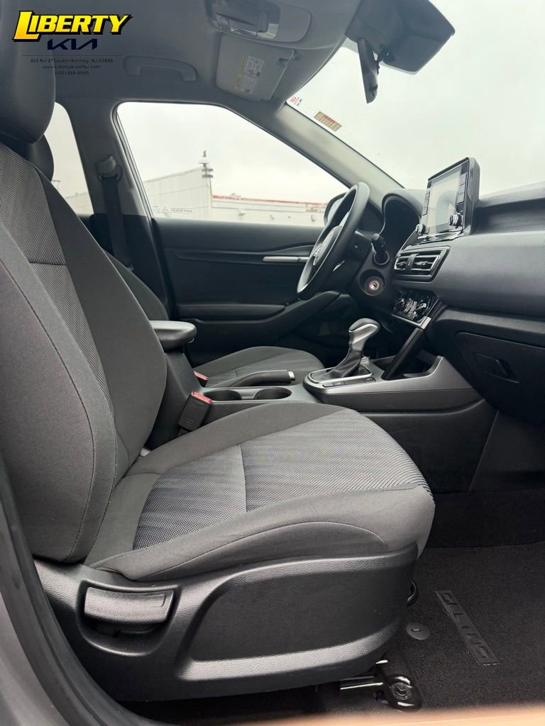 Used 2023 Kia Seltos LX image 10