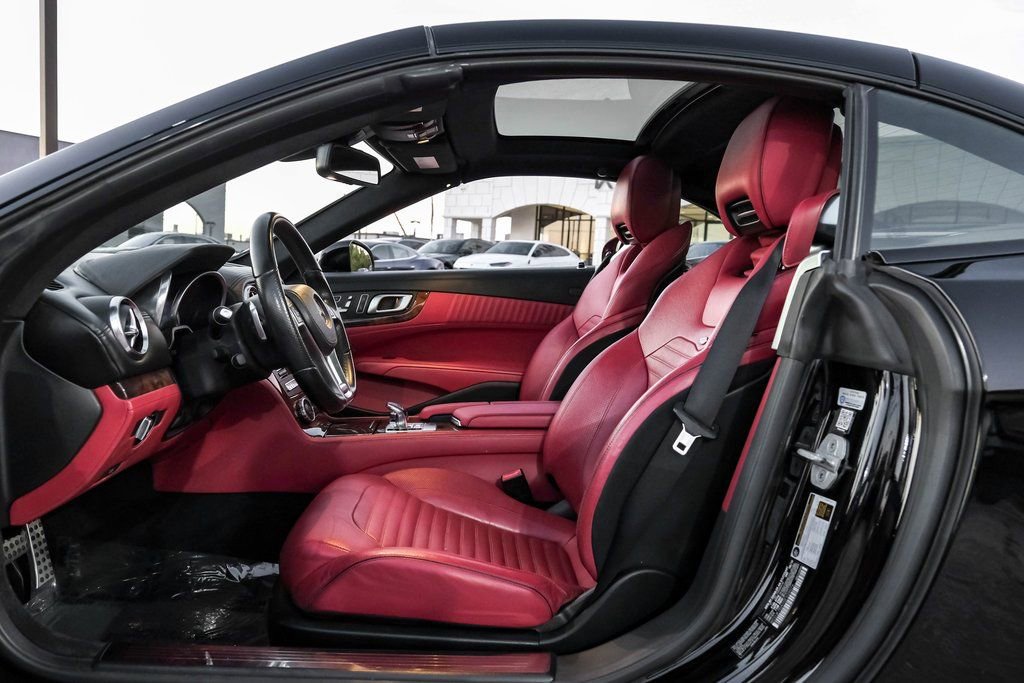 Used 2016 Mercedes-Benz SL 550 image 34