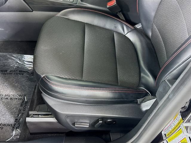 Used 2025 Ford Escape ST-Line FWD image 18