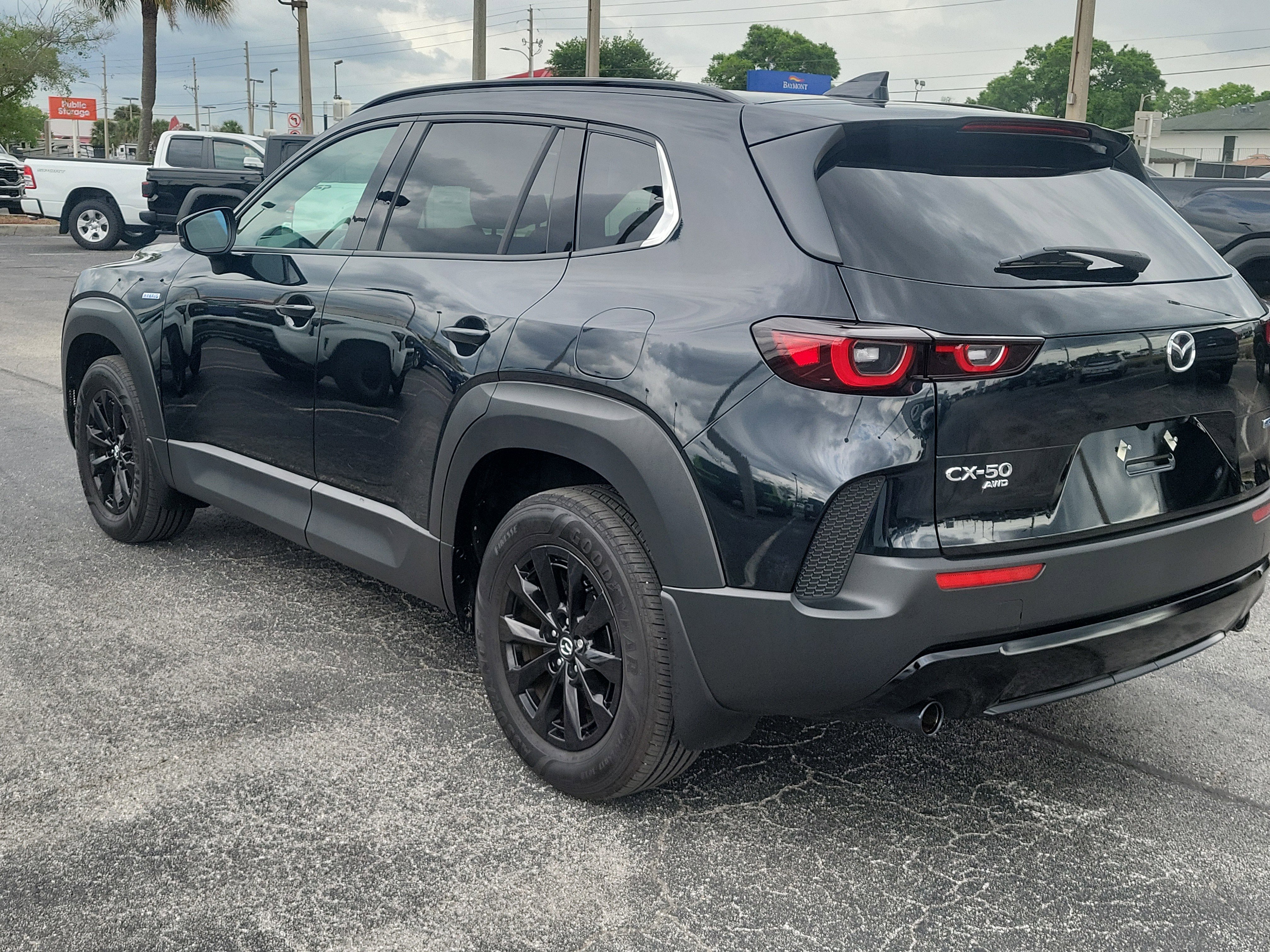 Used 2025 MAZDA CX-50 AWD 2.5 Hybrid w/ Weather Package image 5