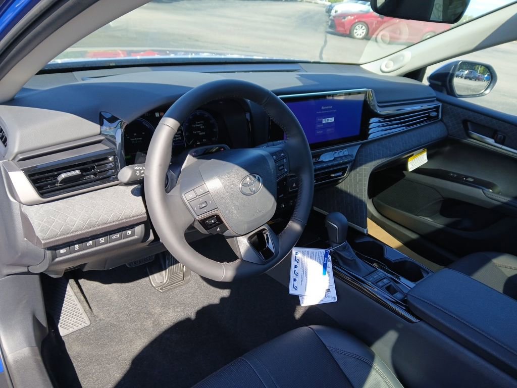 New 2025 Toyota Camry XLE image 7