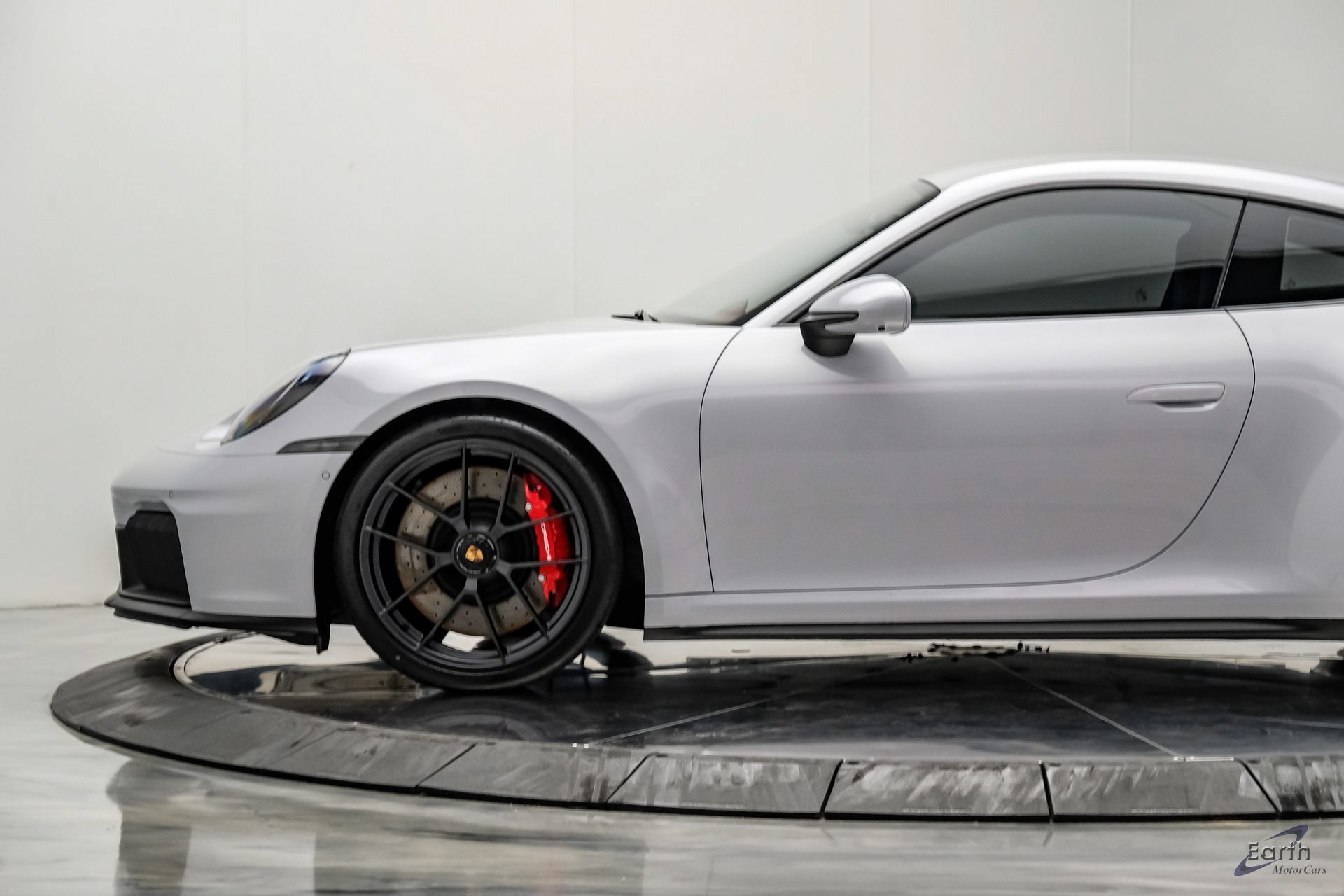 Used 2026 Porsche 911 Carrera GTS RWD image 9