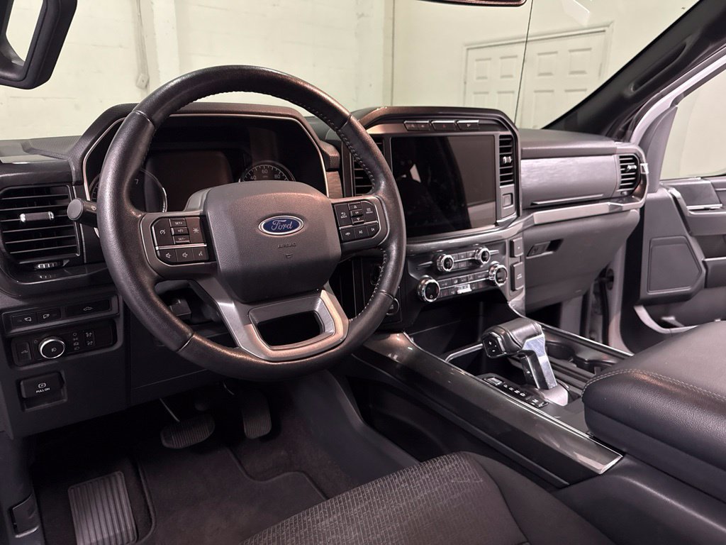 Used 2021 Ford F150 XLT w/ Equipment Group 302A High RWD image 17
