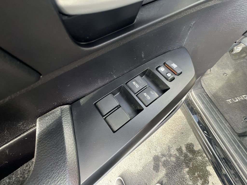 Used 2020 Toyota Tundra Limited w/ Limited Premium Package image 24
