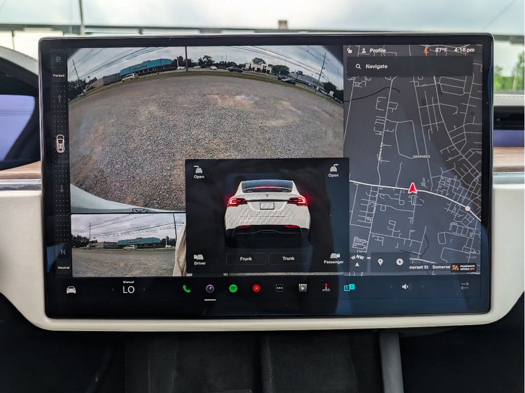 Used 2022 Tesla Model X AWD/4WD image 26