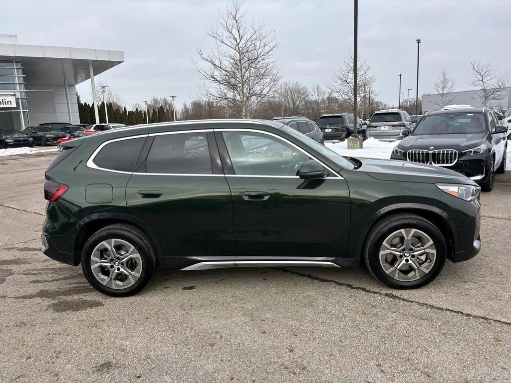 Used 2025 BMW X1 xDrive28i w/ Premium Package image 8
