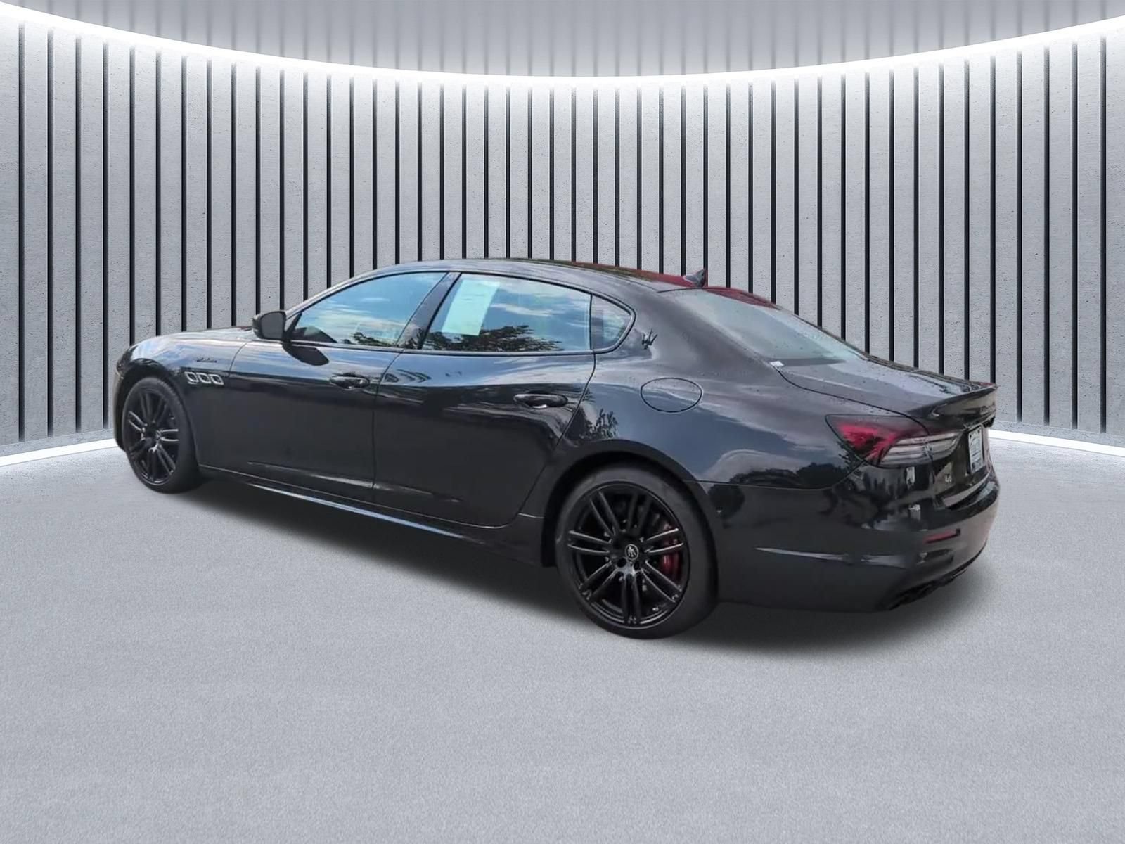 Used 2023 Maserati Quattroporte Modena Q4 AWD/4WD image 15