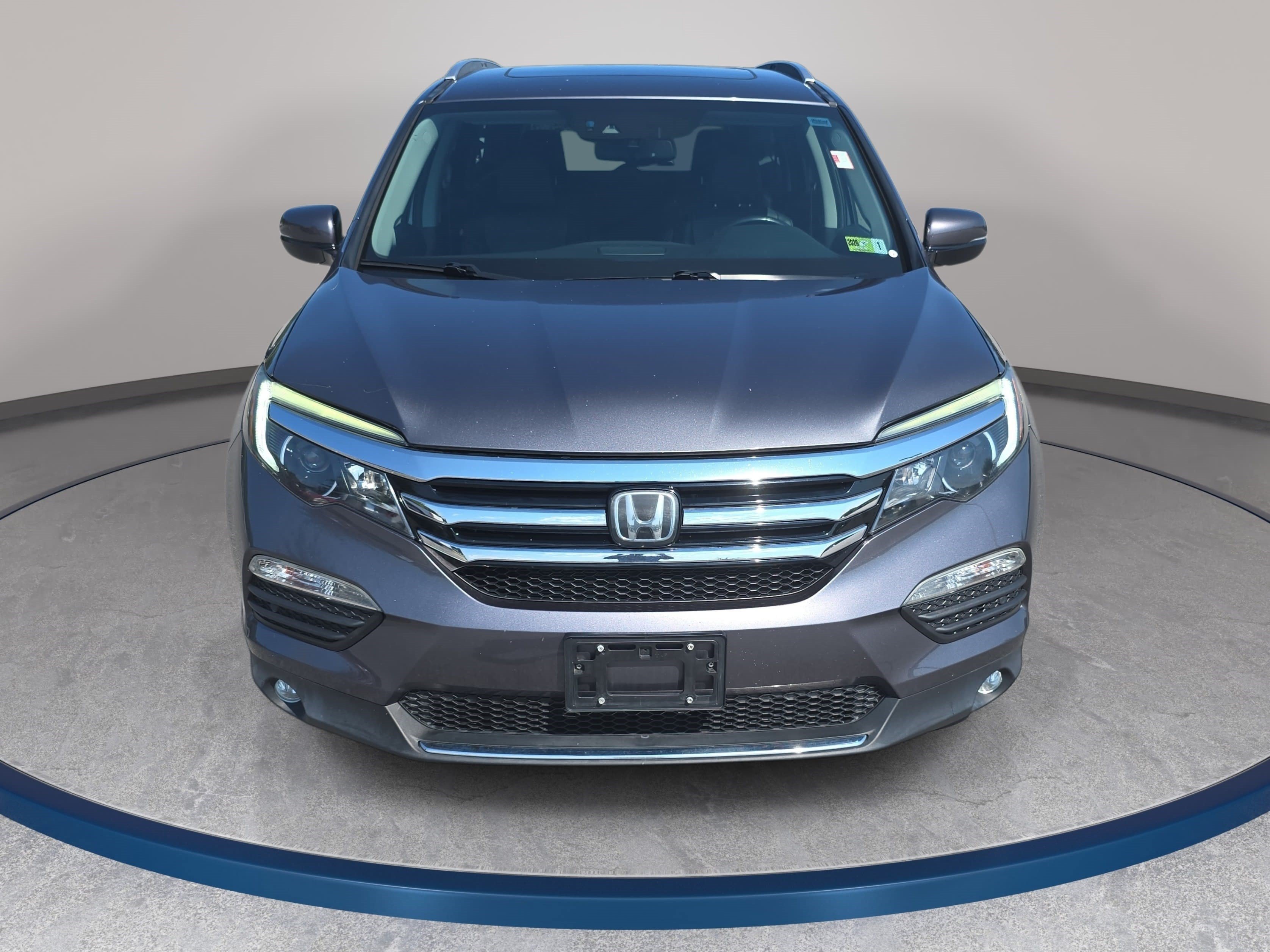 Used 2016 Honda Pilot Elite image 2