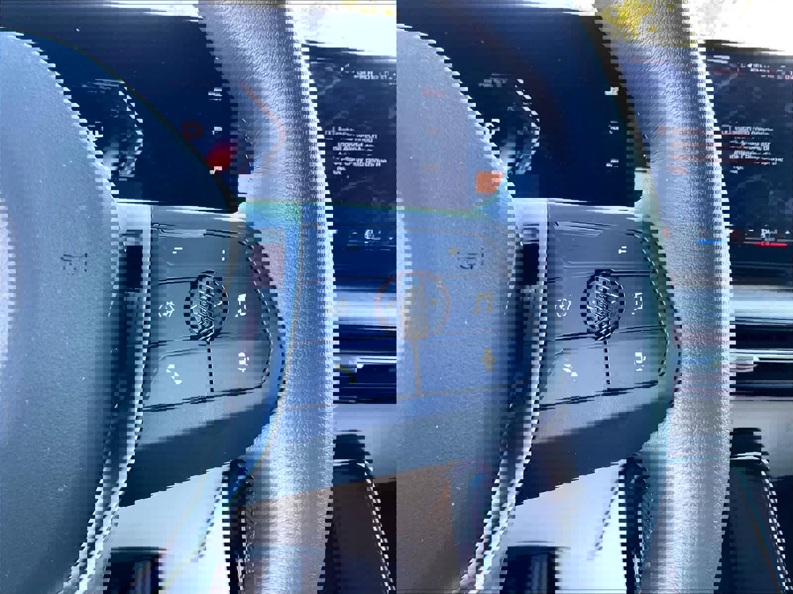 Used 2025 BMW X1 xDrive28i w/ Convenience Package image 20