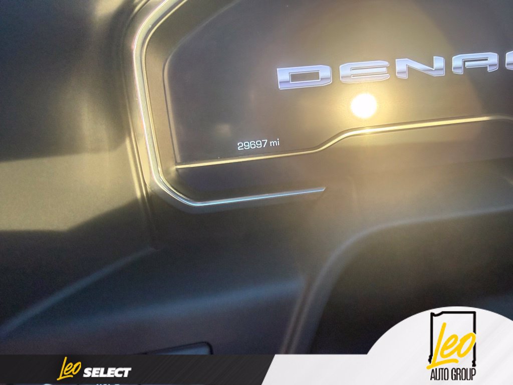 Used 2024 GMC Sierra 2500 Denali w/ Denali Reserve Package AWD/4WD image 12