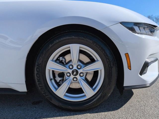 Certified 2024 Ford Mustang Coupe image 10