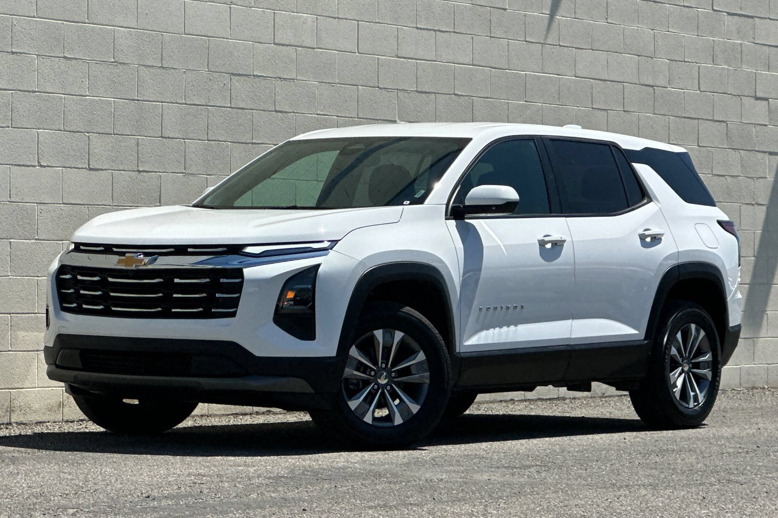 Certified 2026 Chevrolet Equinox LT FWD image 8