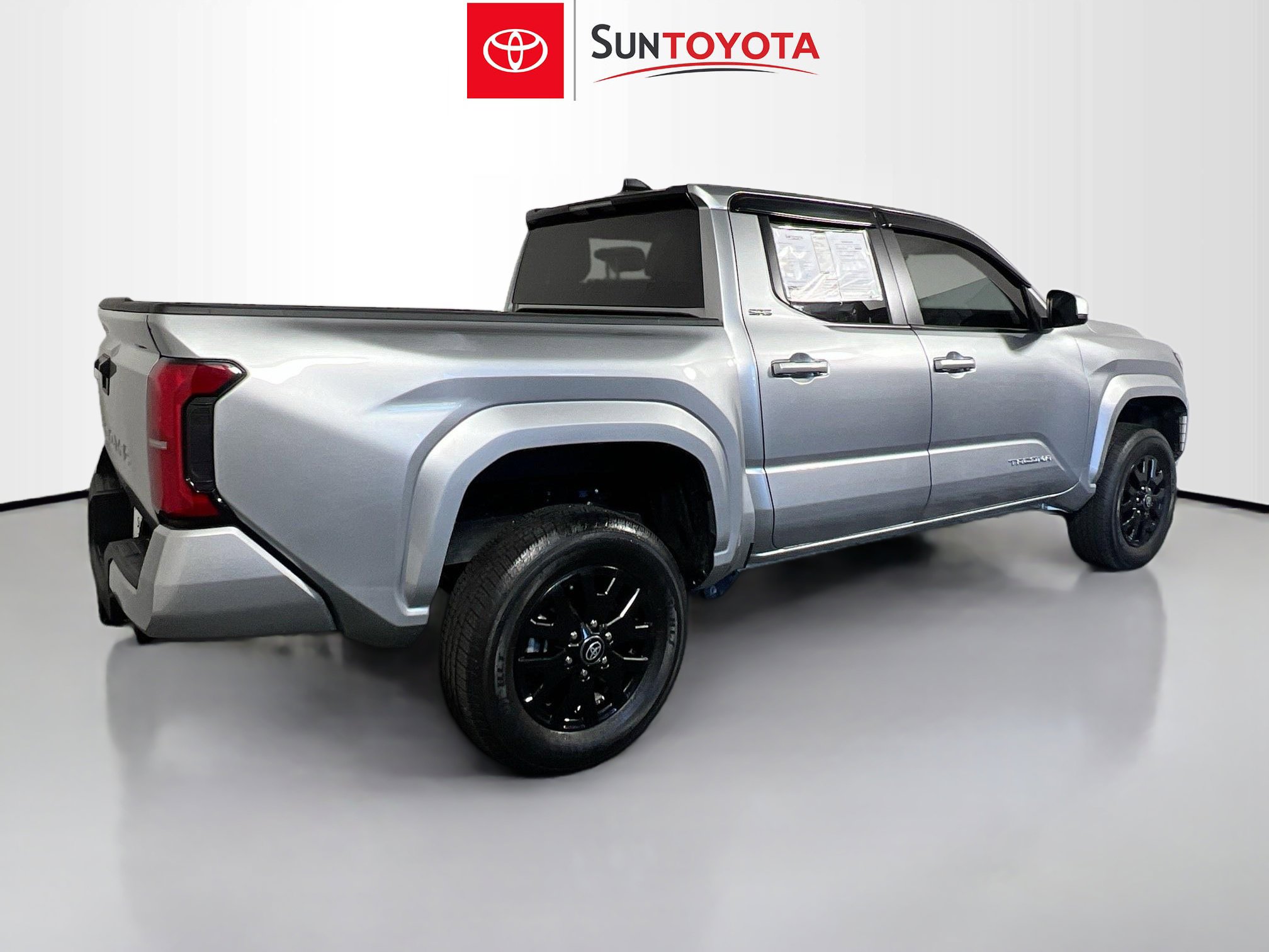 Used 2024 Toyota Tacoma SR5 image 4