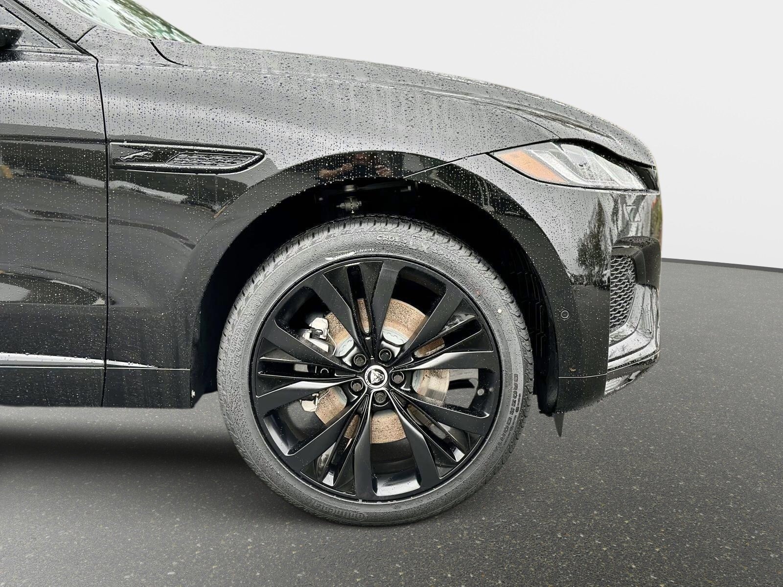 New 2026 Jaguar F-PACE R-Dynamic S AWD/4WD image 6