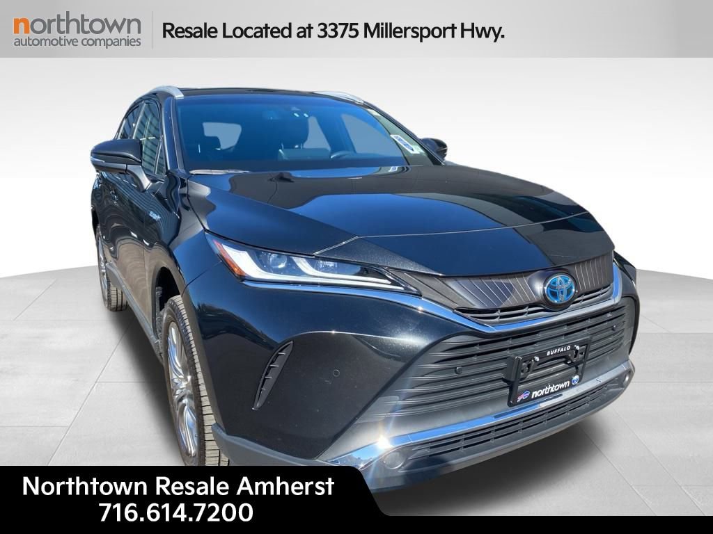 Used 2021 Toyota Venza XLE w/ Softex Package