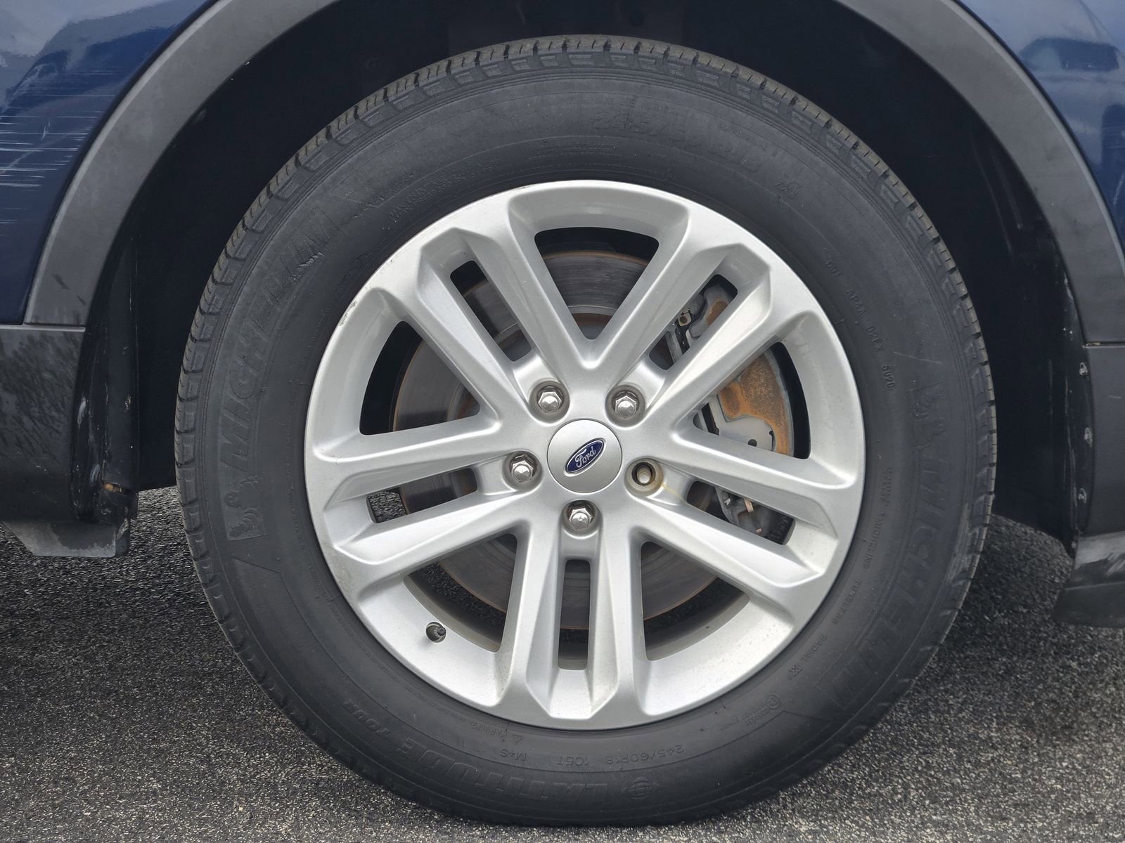 Used 2017 Ford Explorer XLT image 9