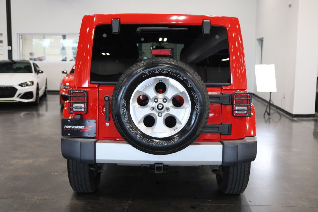 Used 2015 Jeep Wrangler Unlimited Sahara w/ Connectivity Group AWD/4WD image 5