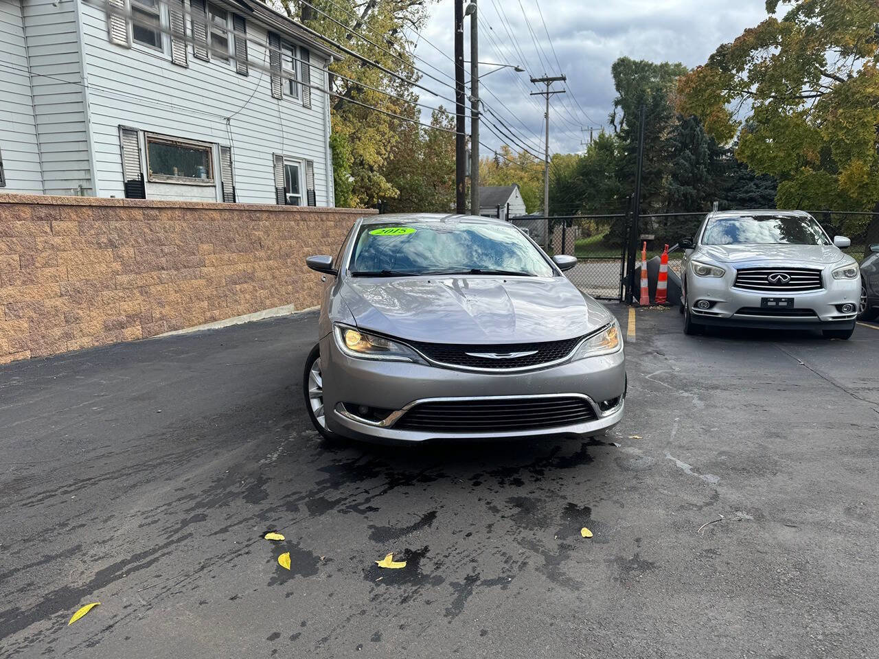 Used 2015 Chrysler 200 C image 5
