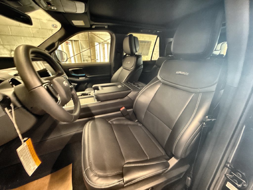 New 2027 Ford Expedition Max Platinum w/ Stealth Appearance Package AWD/4WD image 13