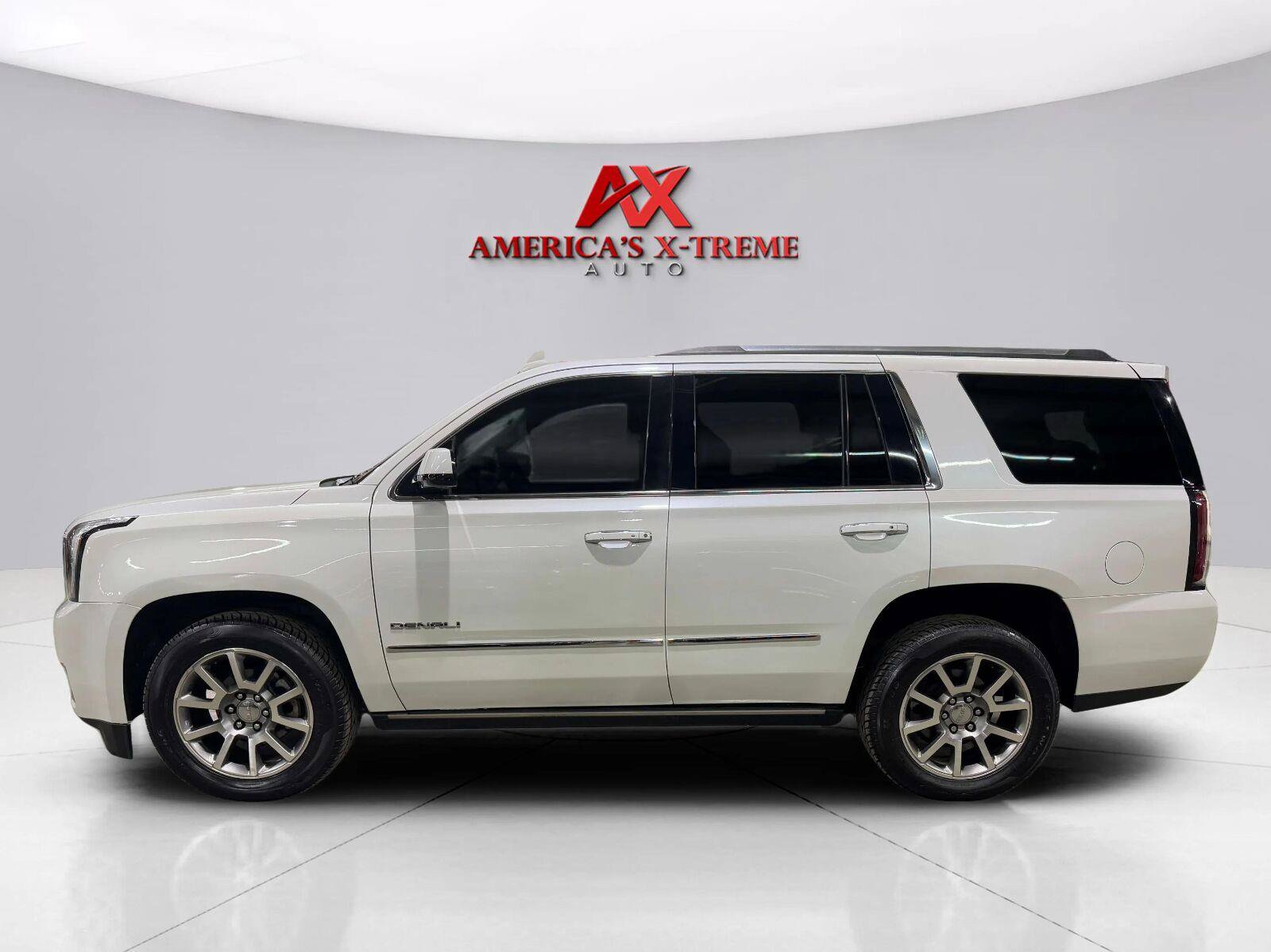Used 2016 GMC Yukon Denali w/ Open Road Package AWD/4WD image 4