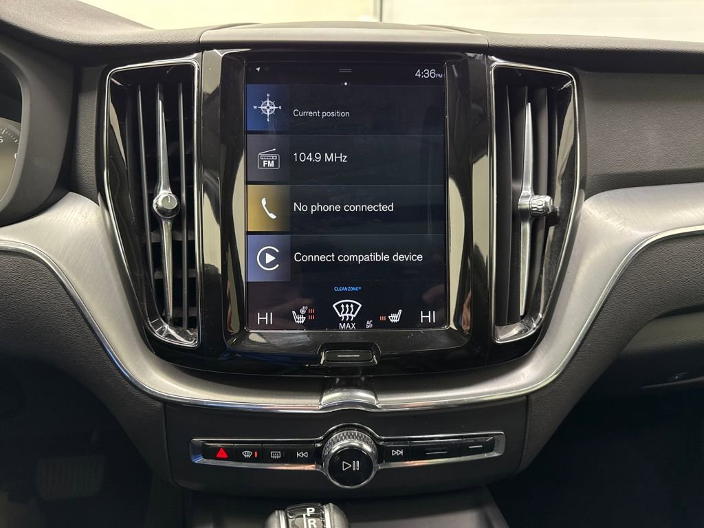 Used 2018 Volvo XC60 T6 Momentum w/ Advanced Package image 20