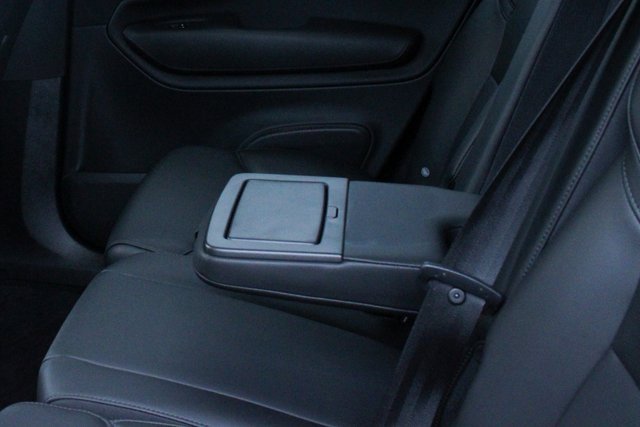 Used 2025 Volvo XC90 B5 Core image 27