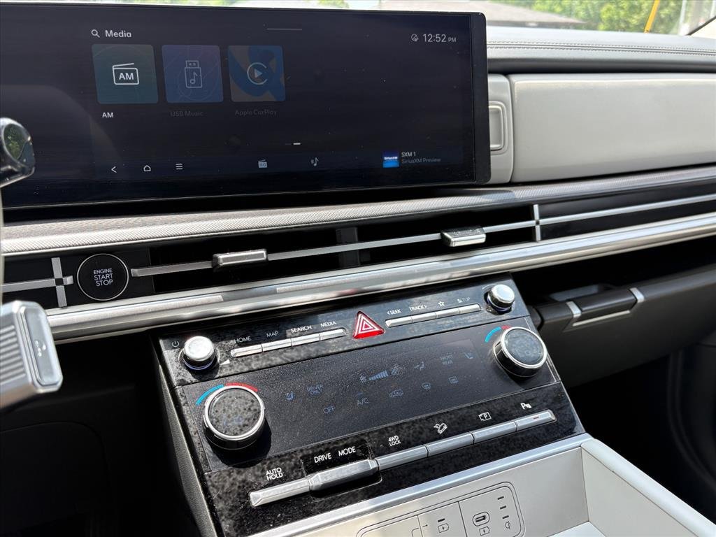 Certified 2025 Hyundai Santa Fe SEL AWD/4WD image 10