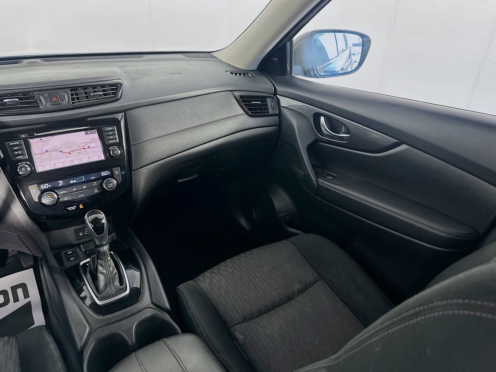 Used 2020 Nissan Rogue SV w/ Premium Package FWD image 24