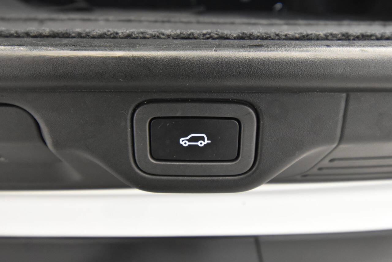 Used 2021 Land Rover Range Rover Westminster Edition image 40