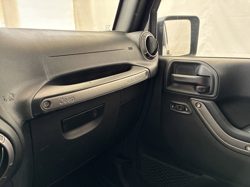 Used 2017 Jeep Wrangler Unlimited Sport w/ Quick Order Package 24S AWD/4WD image 22