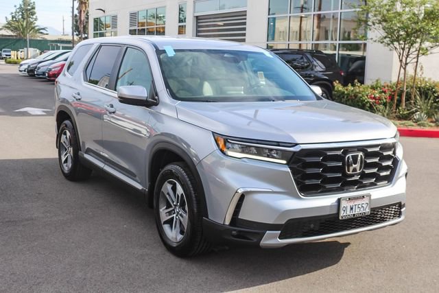 Used 2024 Honda Pilot EX-L image 3